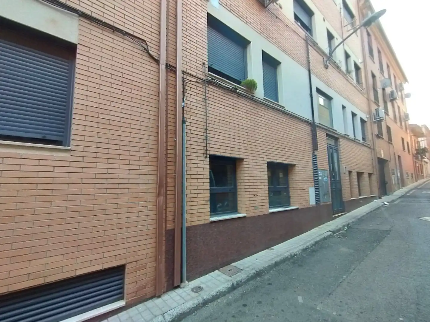 Außenansicht von Lagerraum zum Verkauf in Toledo