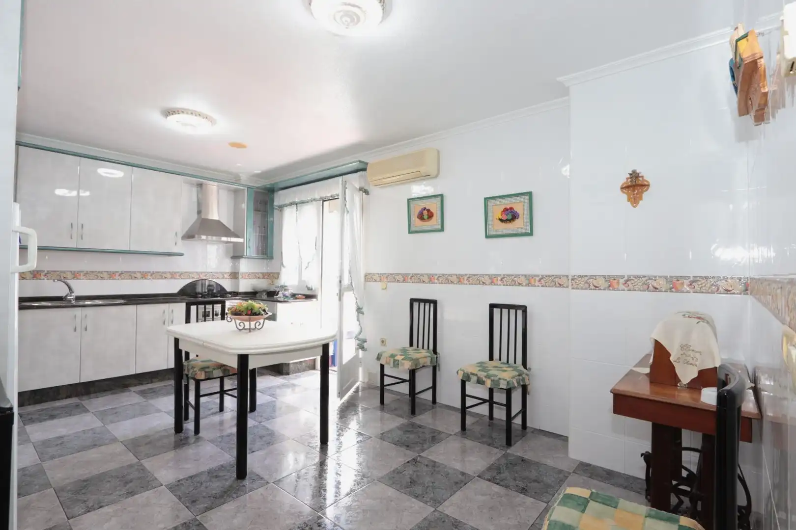Cocina de Piso en venta en La Unión con Aire acondicionado, Calefacción y Terraza
