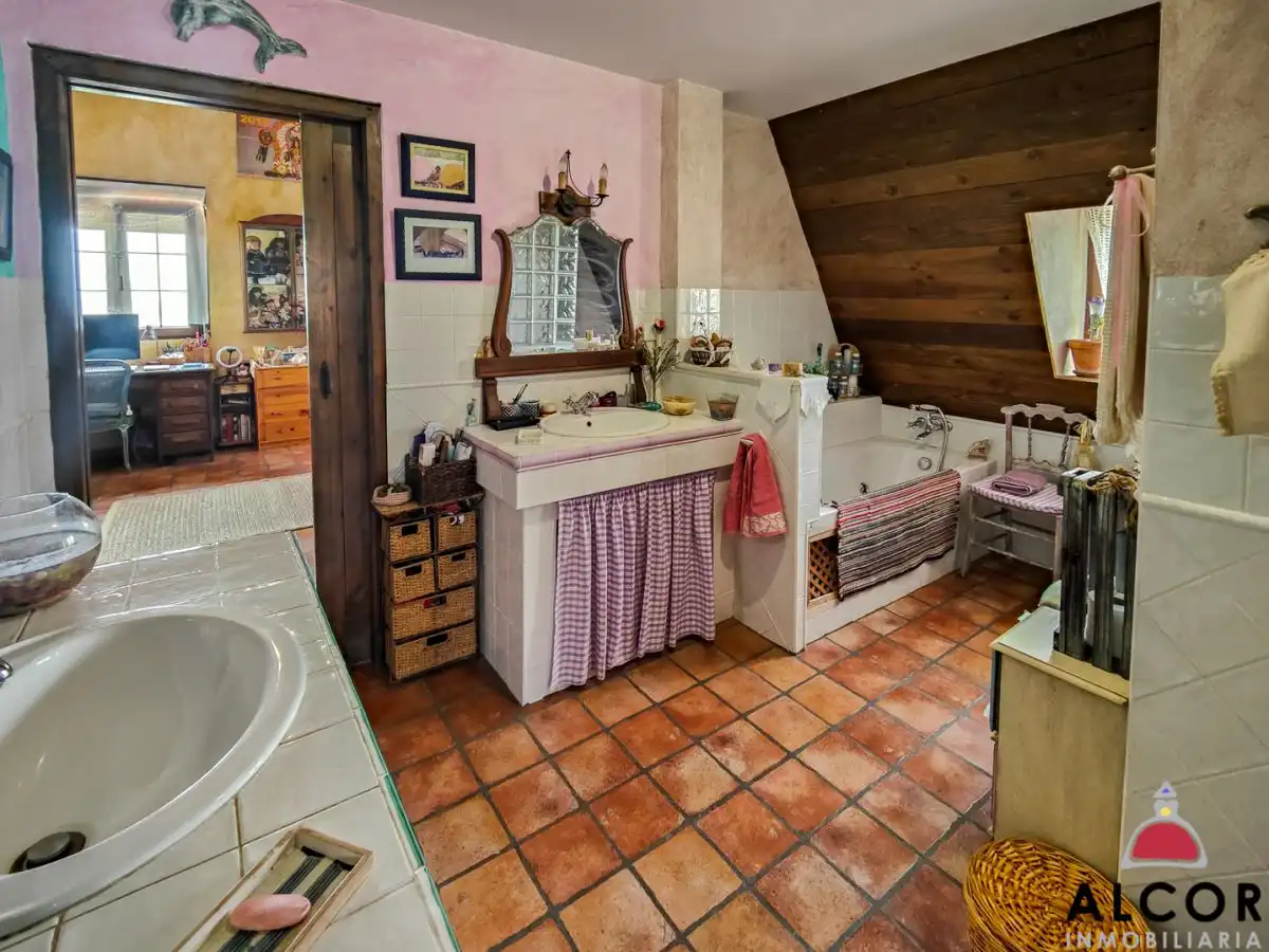 Bany de Casa o xalet en venda en Vinaròs amb Jardí privat, Terrassa i Piscina