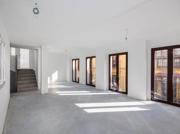 Résidentiel avec ascenseur à vendre à Calle San Matías