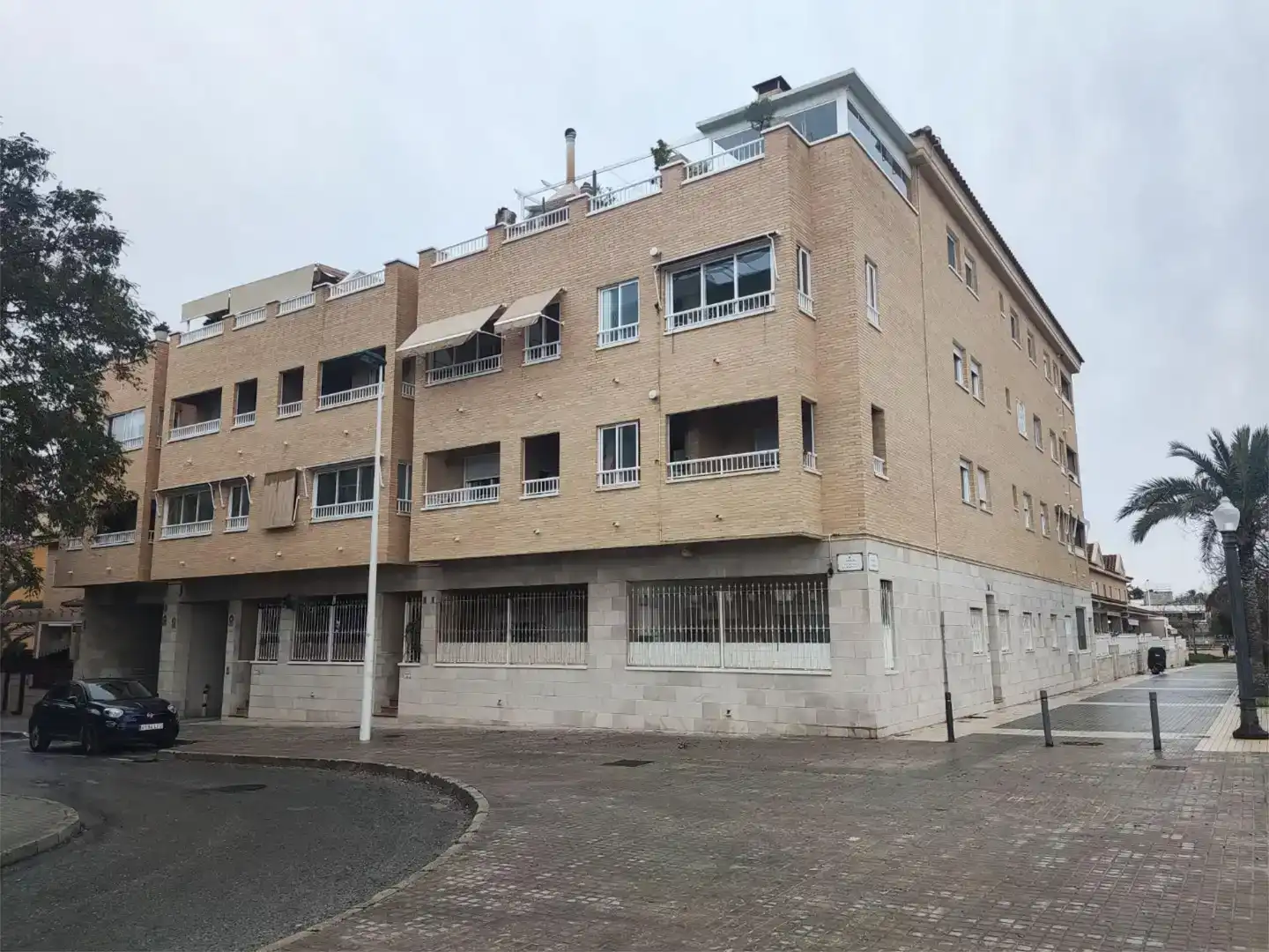 Vista exterior de Pis en venda en Elche / Elx amb Aire condicionat, Traster i Balcó