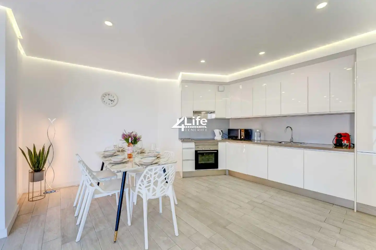Appartement compact avec piscine à vendre à Callao Salvaje - Playa Paraíso, imagen 10