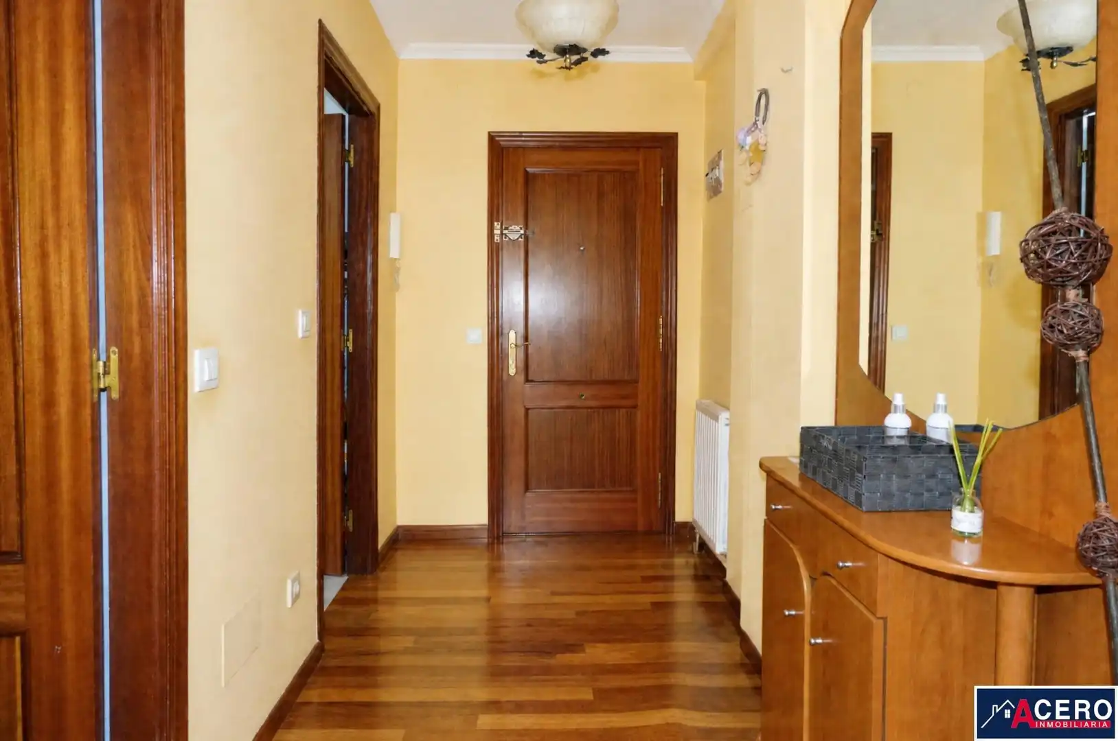 Flat for sale in Santa Cruz de Bezana  with Heating, Parquet flooring and Furnished