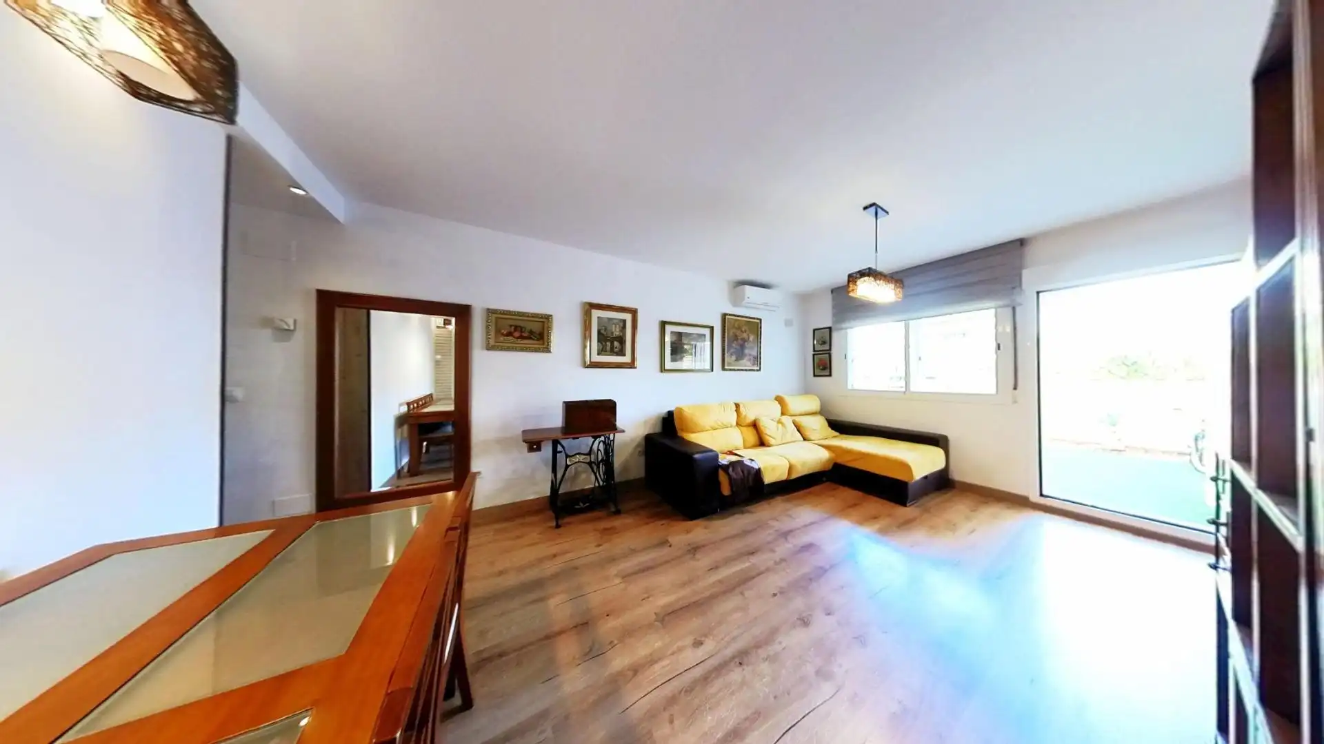 Sala d'estar de Pis en venda en Albolote amb Aire condicionat, Terrassa i Moblat