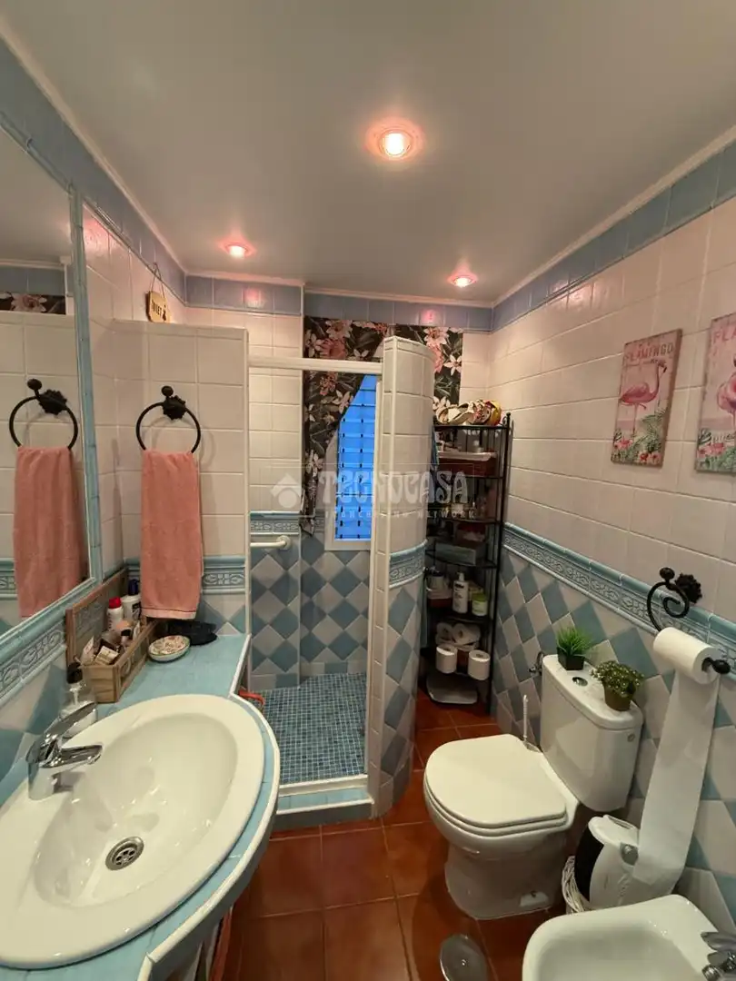 Detached homes for sale in Colores - Entreparques