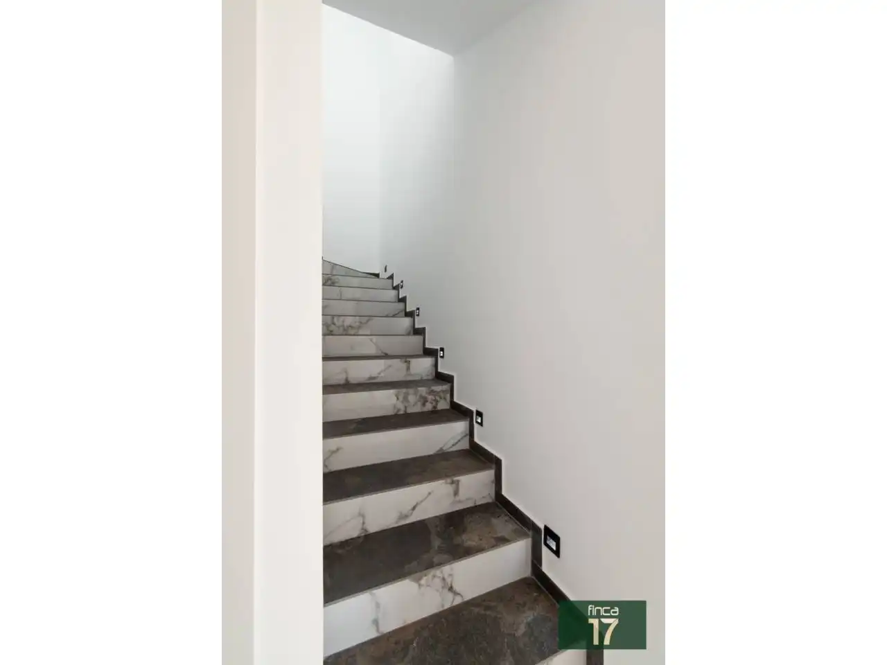 Casa o chalet en venta en Petrer con Aire acondicionado, Jardín privado y Terraza