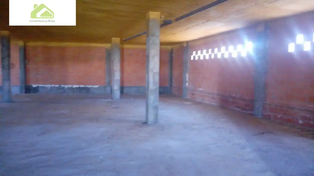 Local comercial en venda a Morales del Vino, imagen 2
