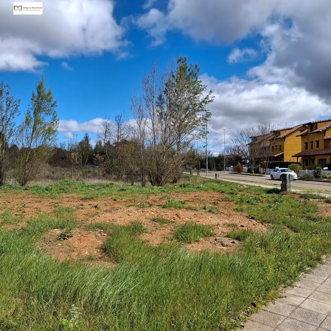 Terreni e lotti in vendita a Valverde de la Virgen, imagen 3