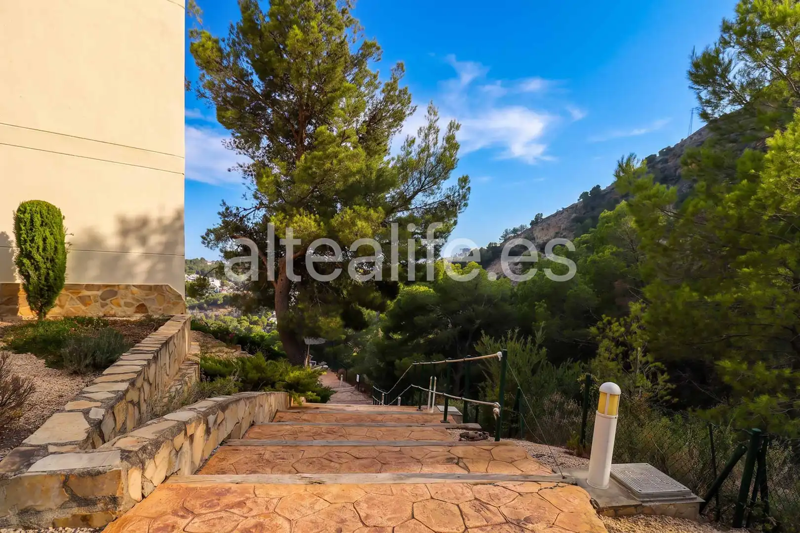 Vista exterior de Apartamento de alquiler en Altea con Terraza, Amueblado y Horno