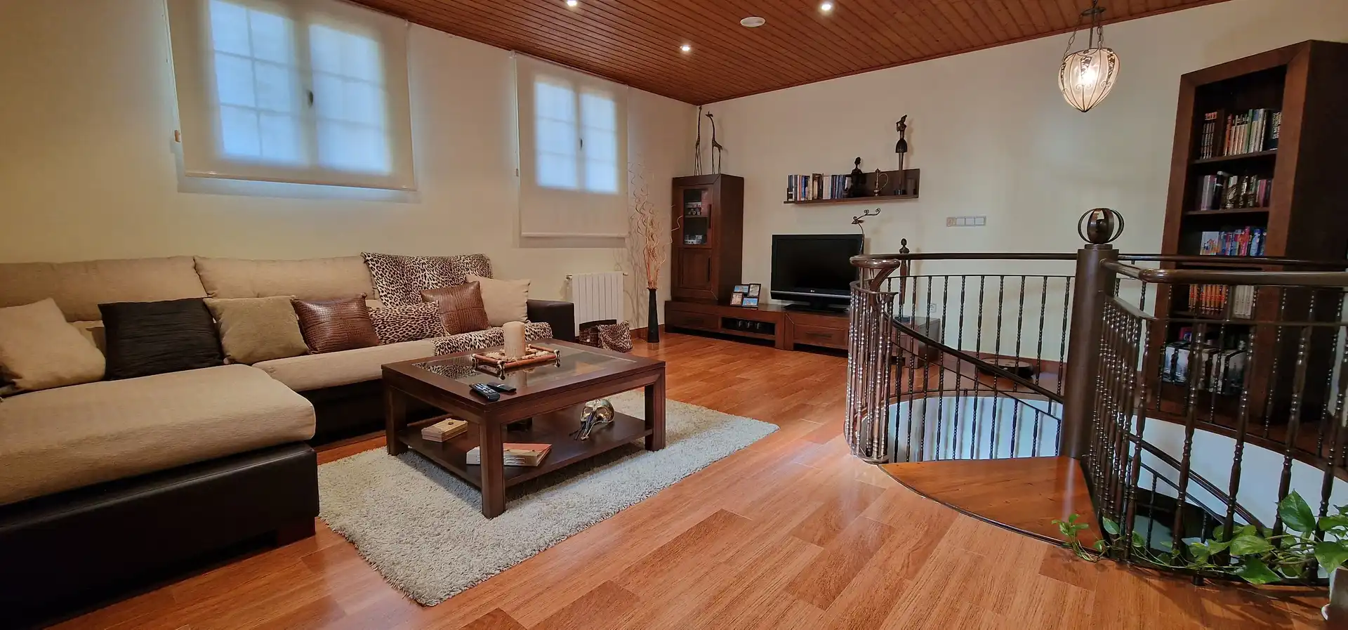 Sala d'estar de Casa o xalet en venda en Totana amb Aire condicionat, Calefacció i Jardí privat