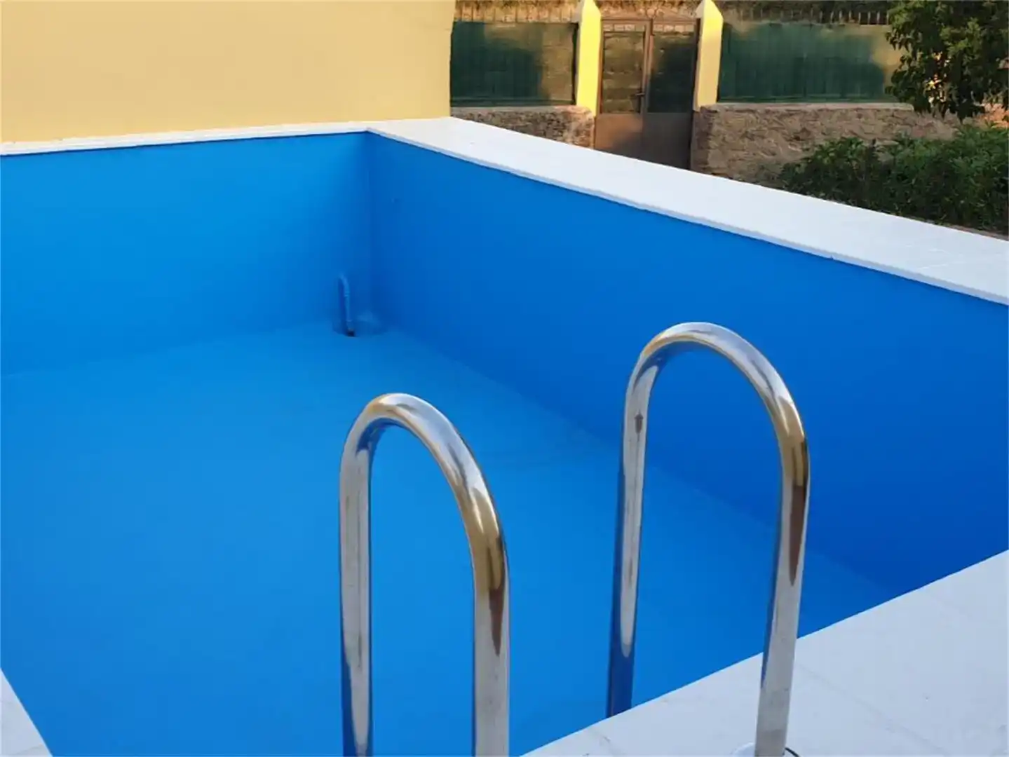 Piscina de Casa o chalet en venta en Bermillo de Sayago con Jardín privado, Trastero y Piscina