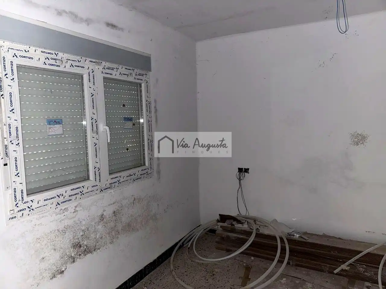 Casa o xalet en venda en Alfara de Carles amb Jardí privat, Terrassa i Balcó