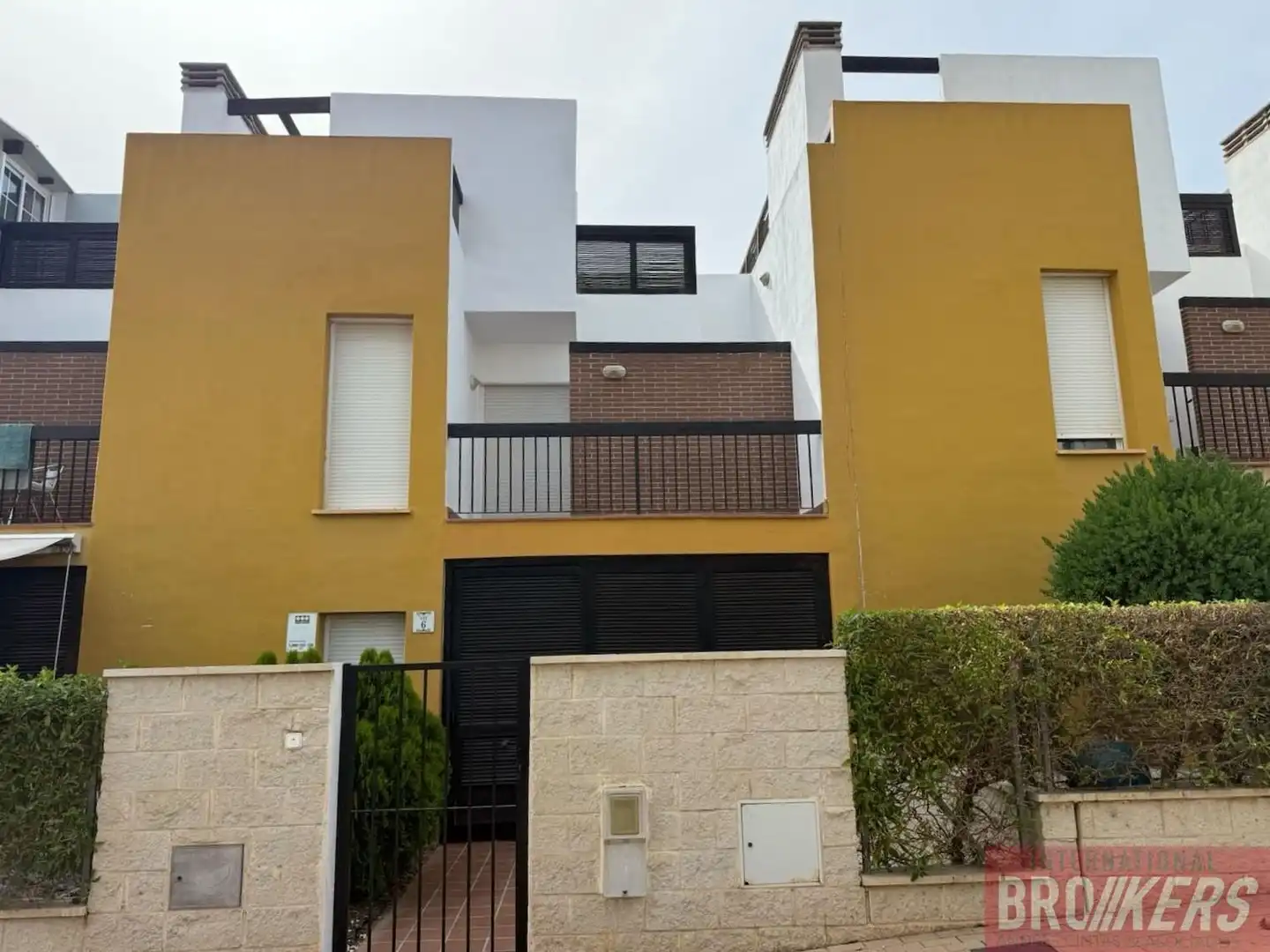 Vista exterior de Dúplex en venta en Vera con Aire acondicionado, Terraza y Piscina