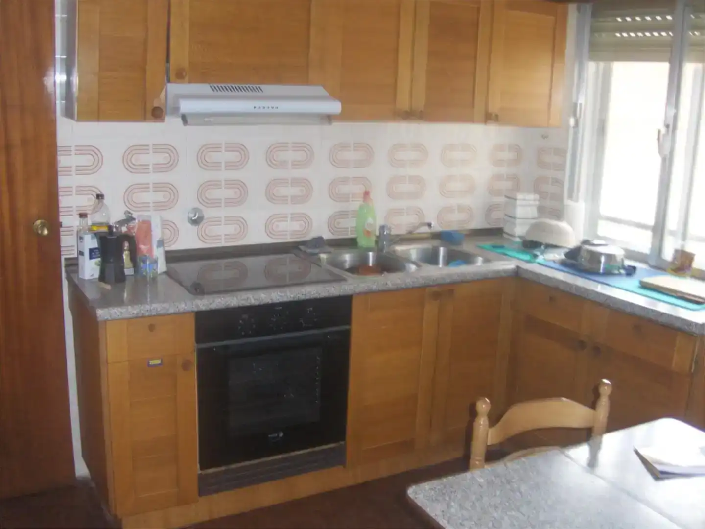Cuina de Pis per a compartir en Aranda de Duero amb Parquet, Moblat i Balcó