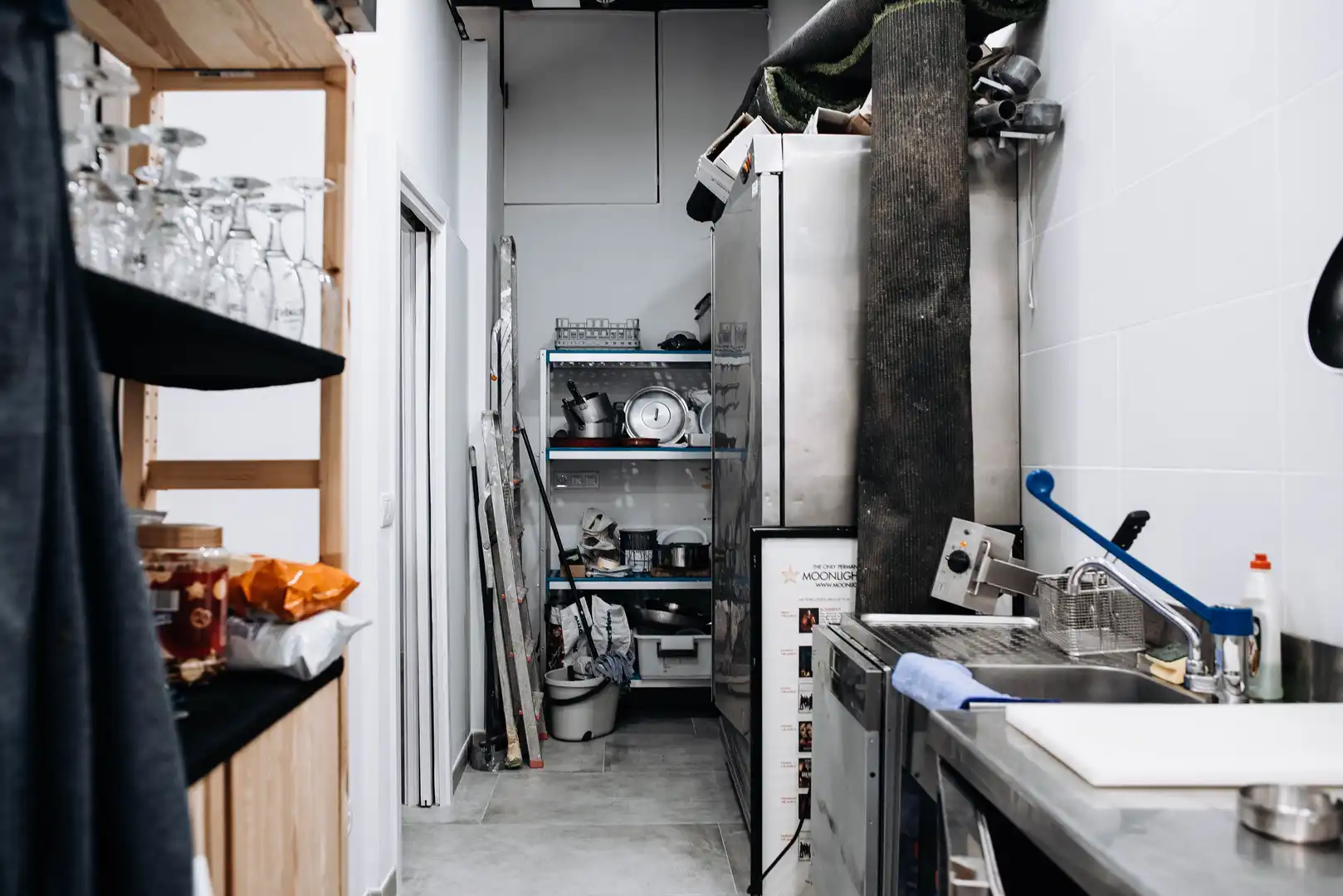 Cocina de Local en venta en San Bartolomé de Tirajana con Aire acondicionado