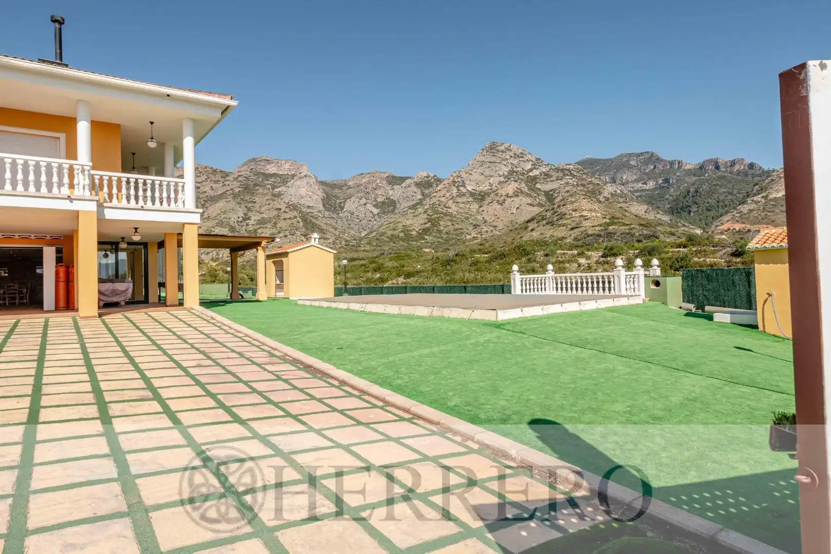 Vista exterior de Casa o chalet en venta en Gandia con Aire acondicionado, Calefacción y Jardín privado