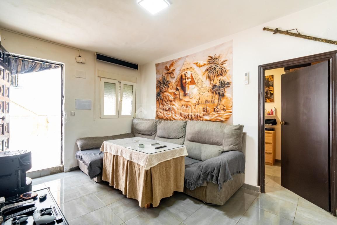 Exterior view of Single-family semi-detached for sale in  Granada Capital  with Air Conditioner and Terrace