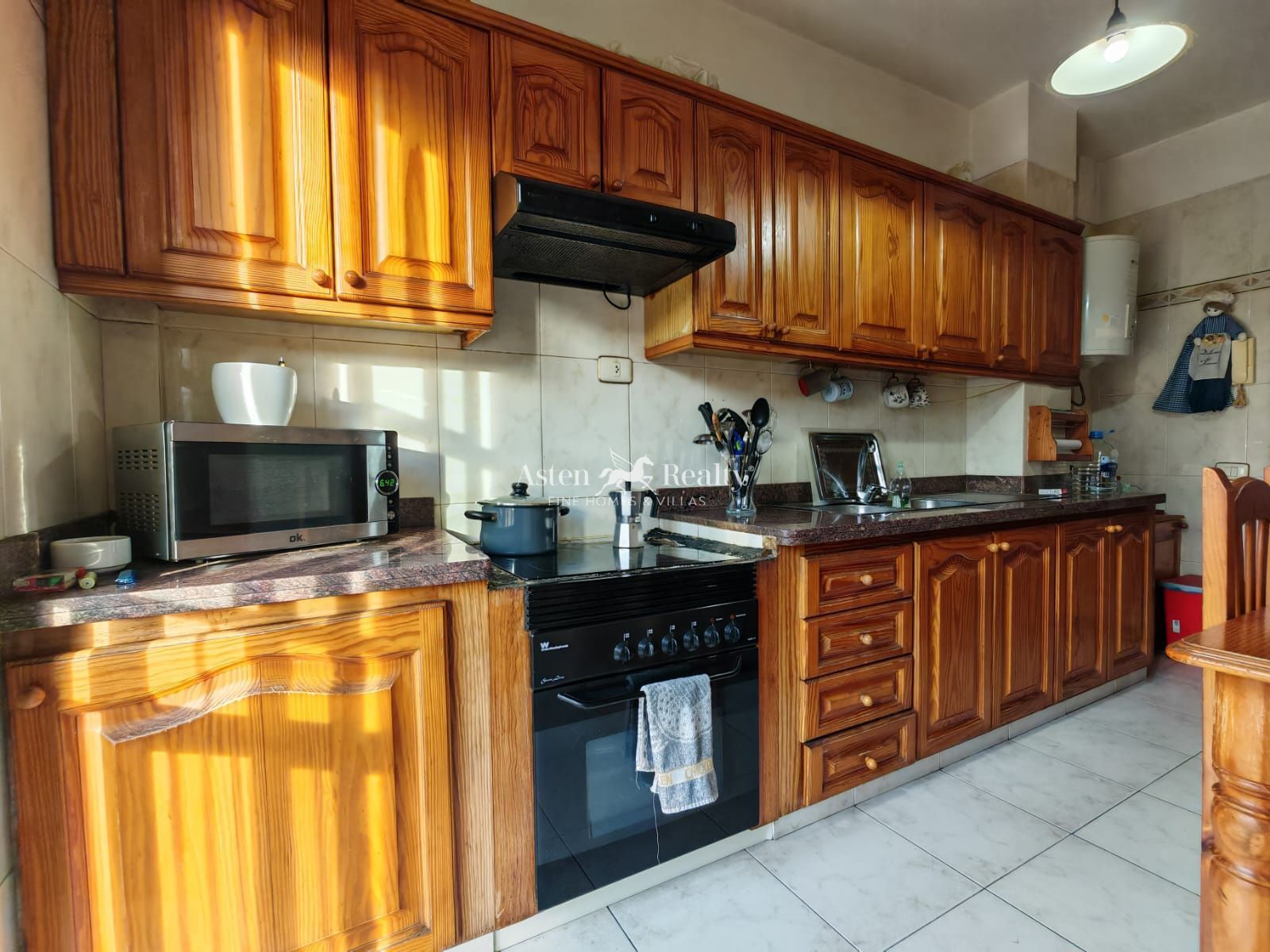 Küche von Wohnungen zum verkauf in  Santa Cruz de Tenerife Capital mit Heizung, Terrasse und Abstellraum