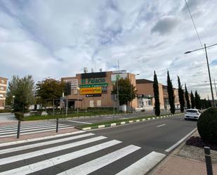 Vista exterior de Local de lloguer en Boadilla del Monte