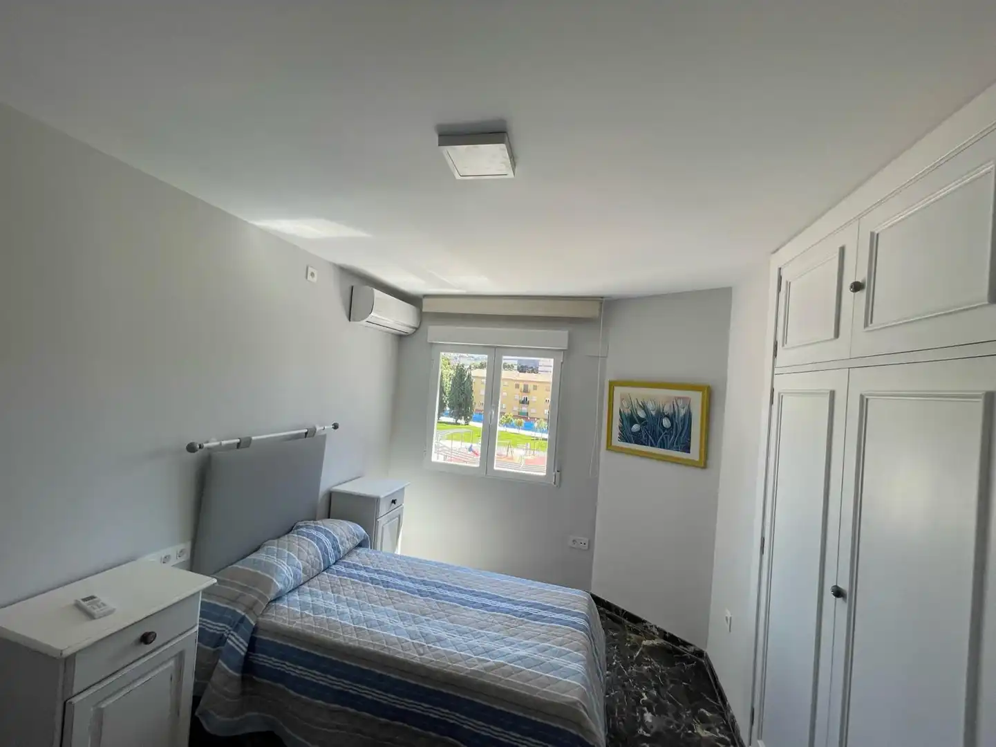Bedroom of Flat for rent in Granada  with Air Conditioner, Heating and Furnished