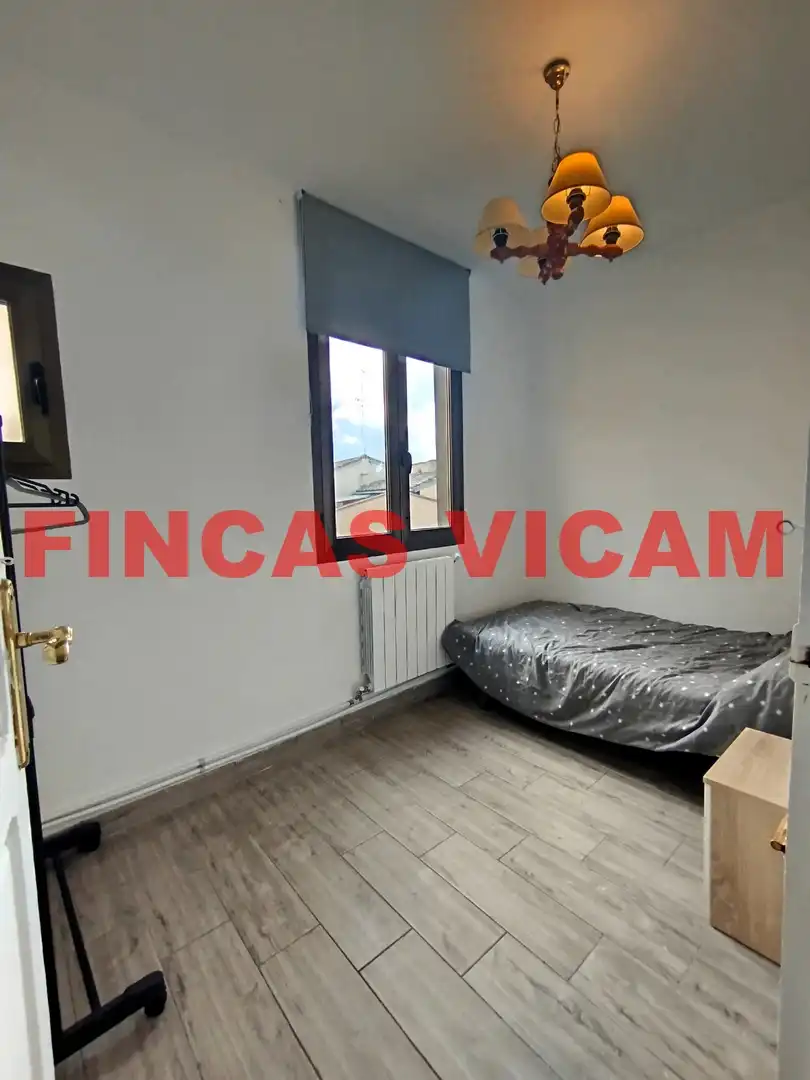 Bedroom of Flat for sale in Huesca  with Heating, Furnished and Oven