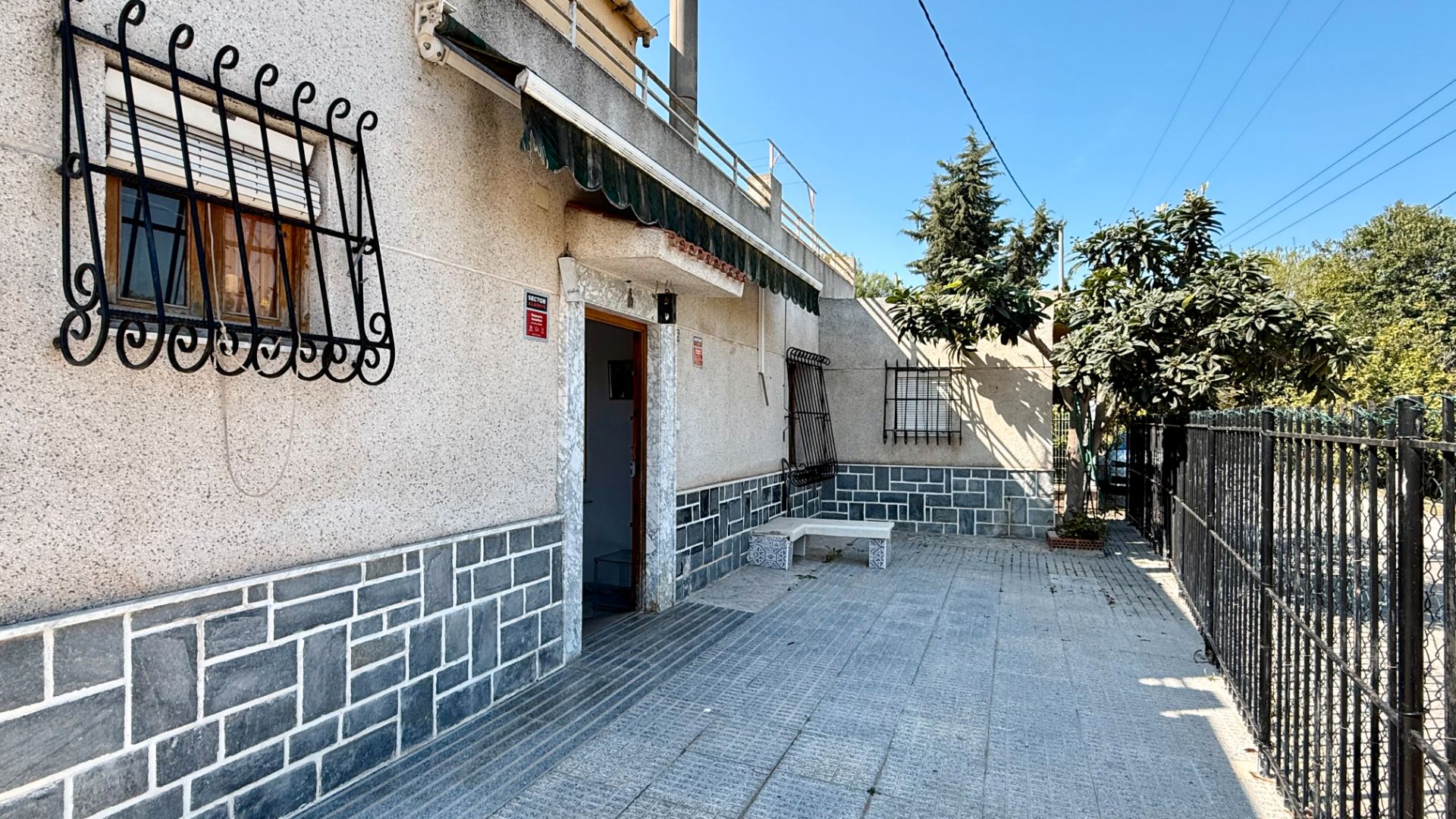 Exterior view of Houses for sale in  Murcia Capital  with Private garden and Furnished