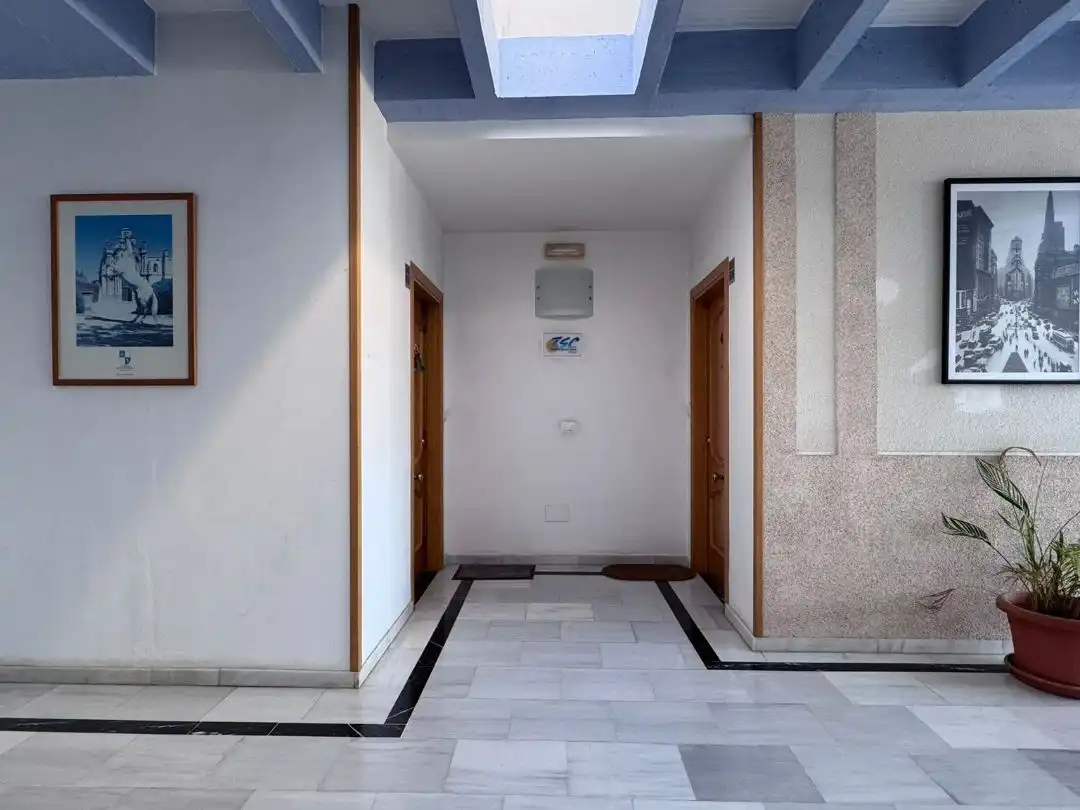 Büro zum Verkauf in Málaga mit Klimaanlage, Heizung und Terrasse