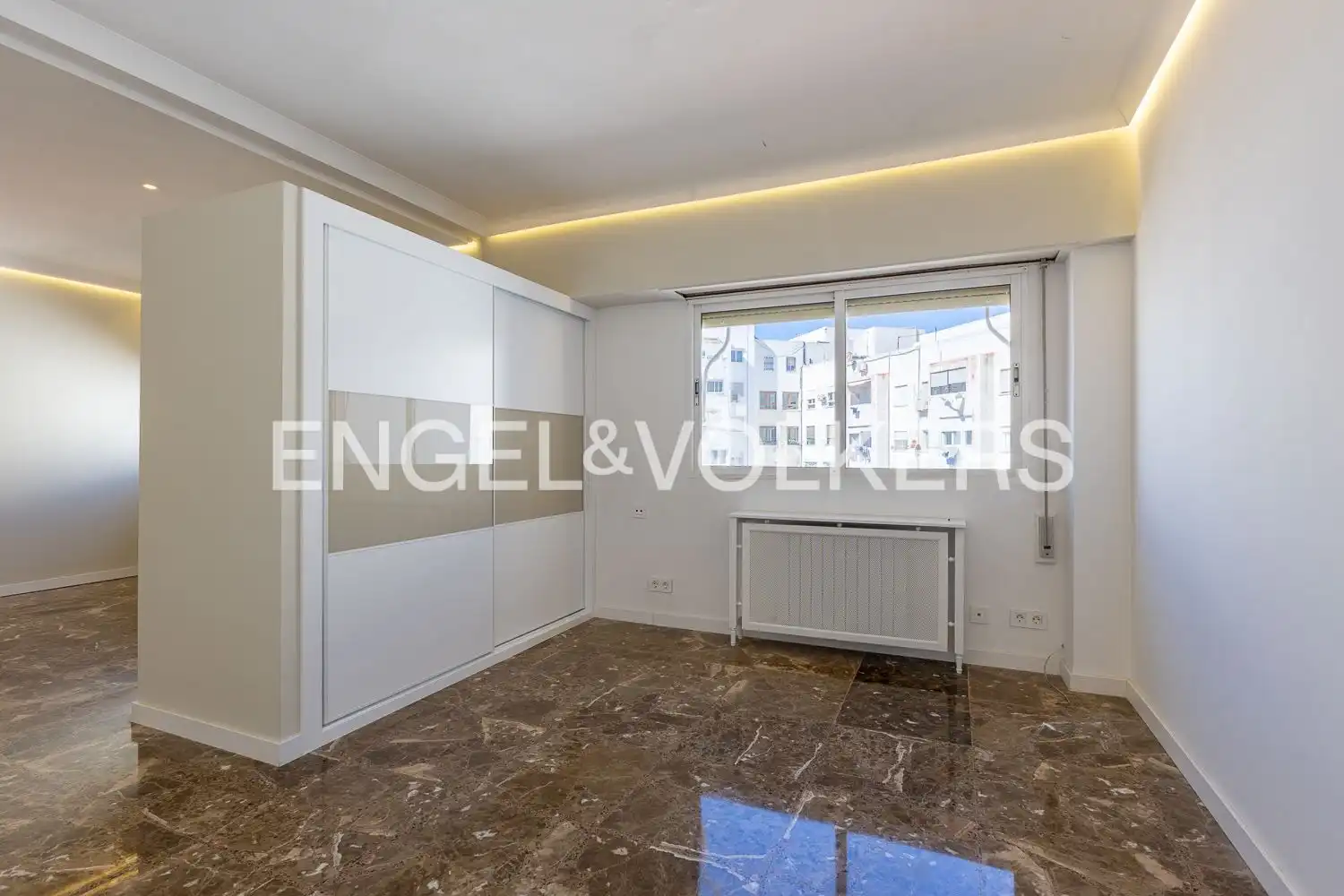 Habitación de Piso de alquiler en Valencia con Aire acondicionado, Calefacción y Terraza