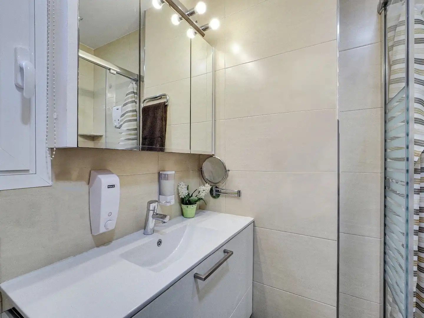Baño de Piso en venta en Barcelona con Aire acondicionado, Calefacción y Terraza