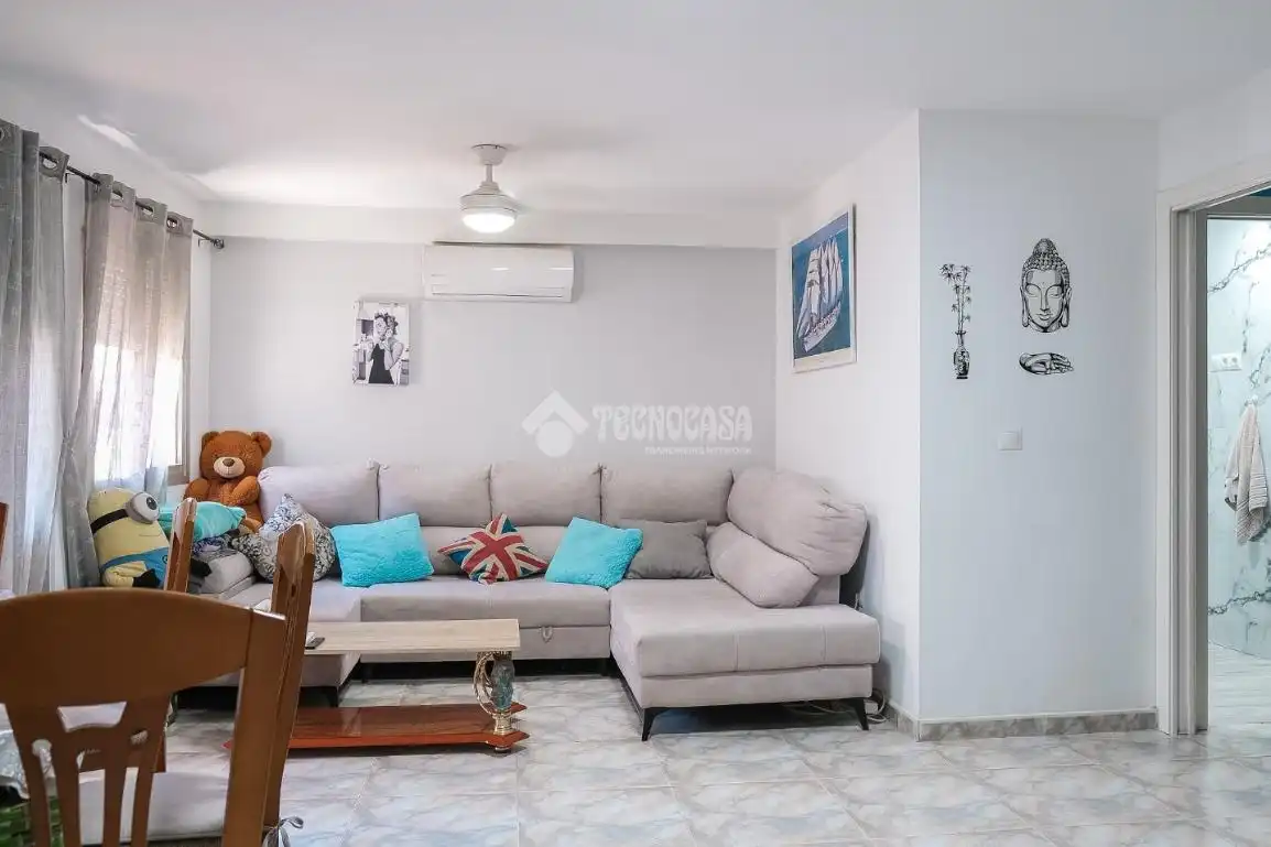 Sala de estar de Piso en venta en Madrid con Calefacción y Terraza