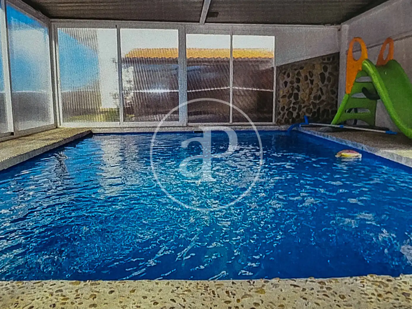 Piscina de Casa o xalet en venda en Fuente El Saz de Jarama amb Calefacció, Jardí privat i Terrassa