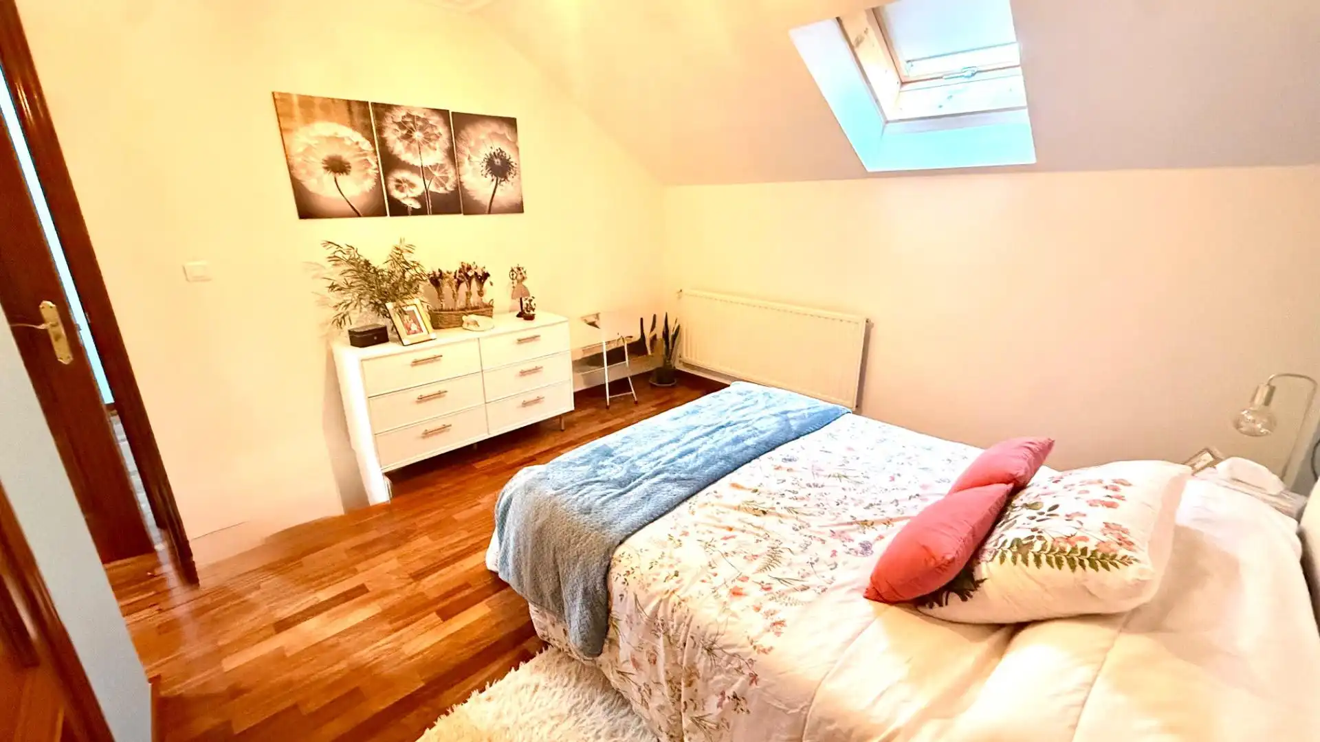 Bedroom of Attic for sale in O Carballiño    with Heating and Furnished