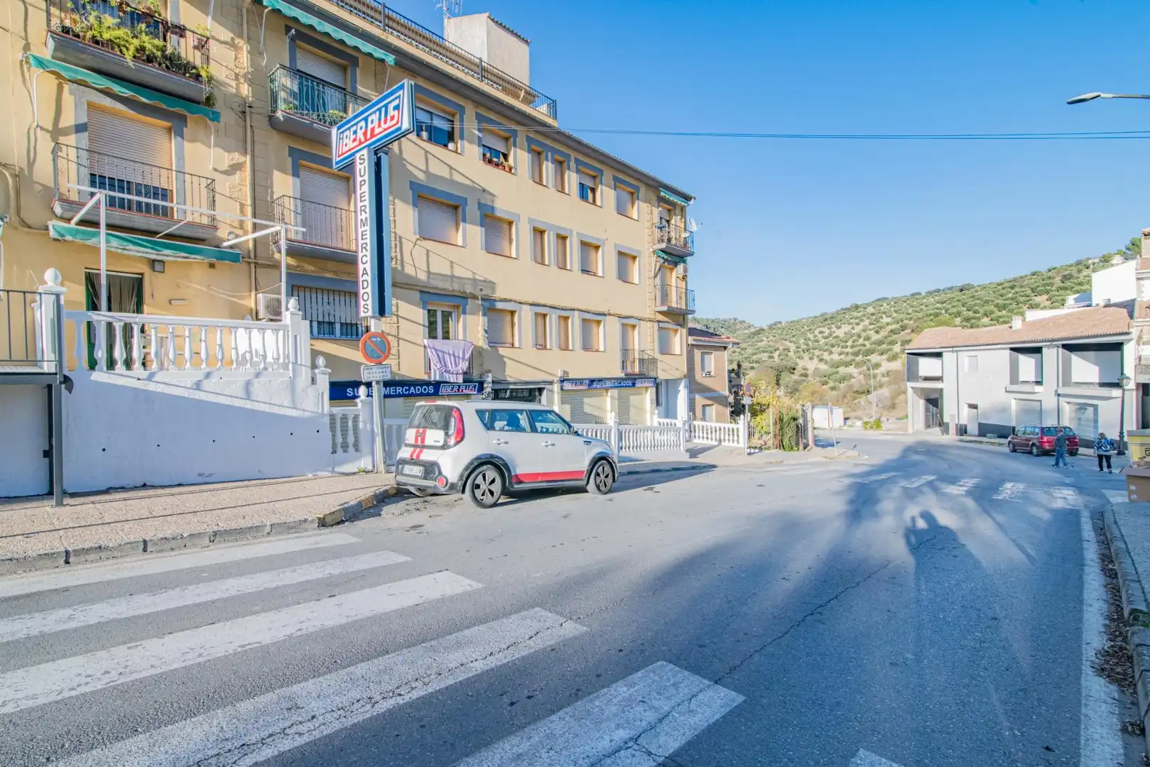 Außenansicht von Wohnung zum Verkauf in Montefrío mit Balkon