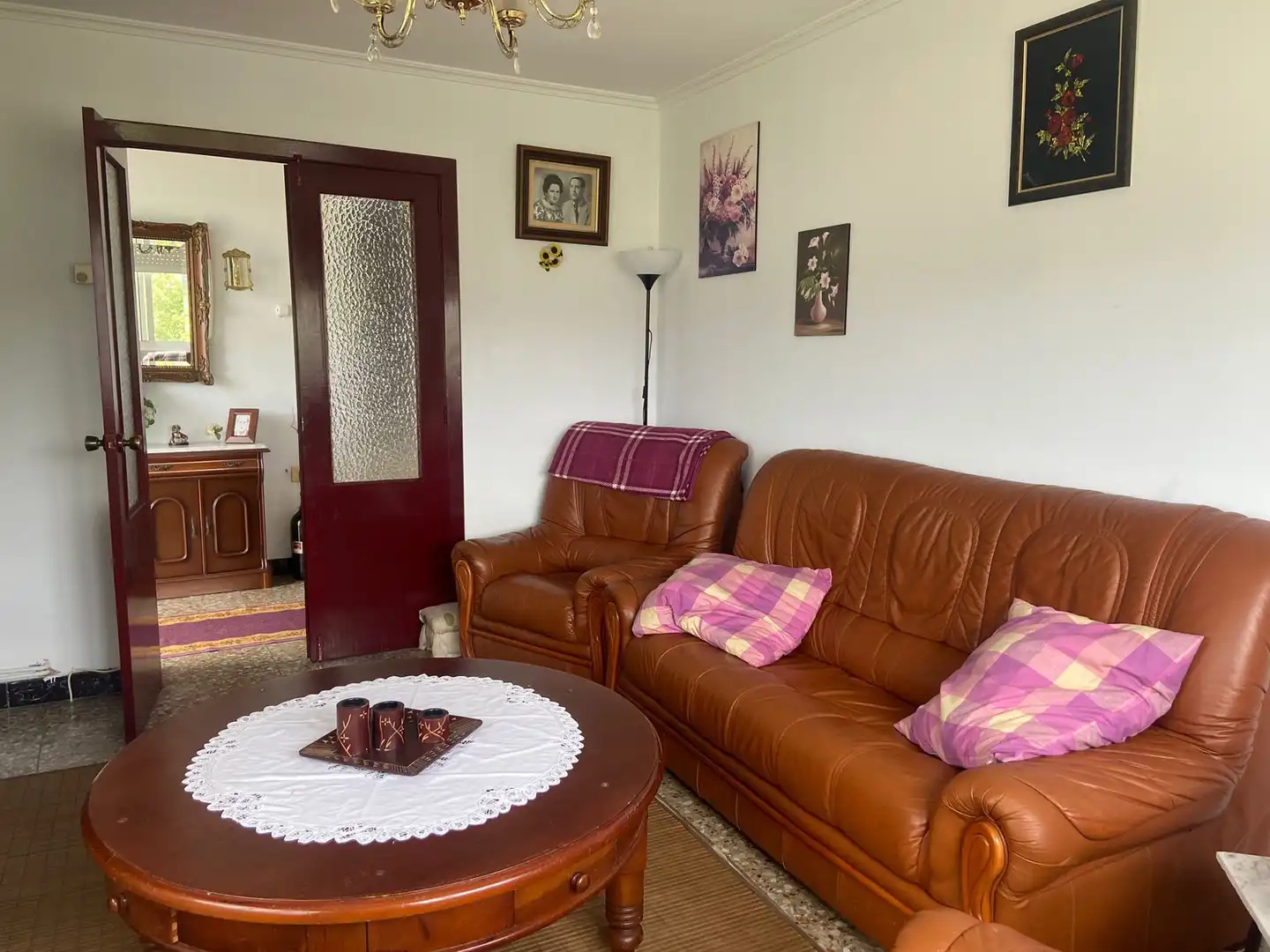 Sala d'estar de Casa o xalet en venda en Ferrol amb Jardí privat