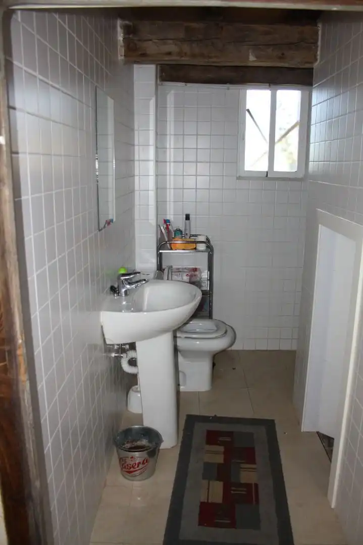 Baño de Finca rústica en venta en Torremenga con Jardín privado, Terraza y Amueblado