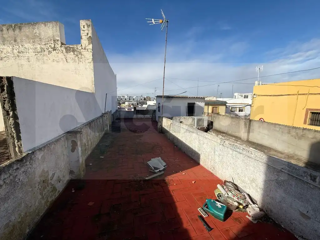 Exterior view of Houses for sale in Alcalá de Guadaira