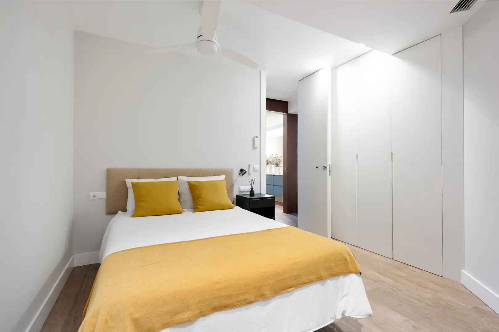 Habitación de Apartamento en venta en Málaga con Aire acondicionado, Calefacción y Terraza