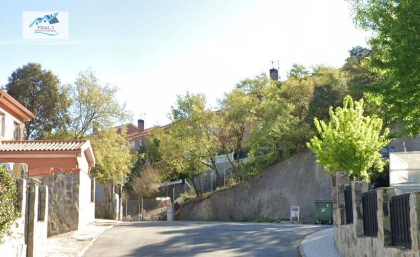 Vista exterior de Casa o xalet en venda en Pioz amb Jardí privat