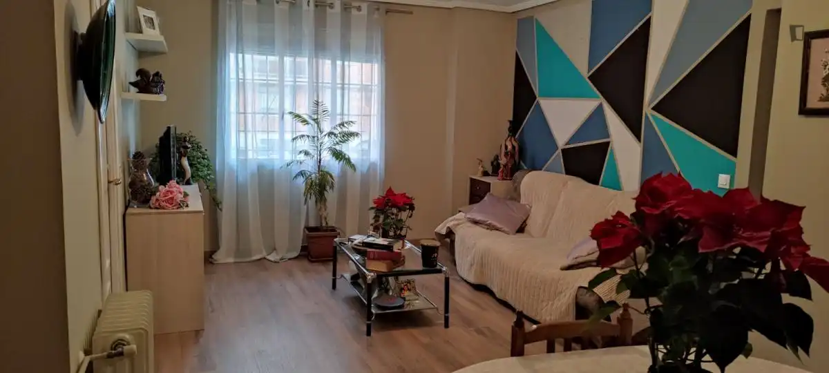 Room in Caballería Española