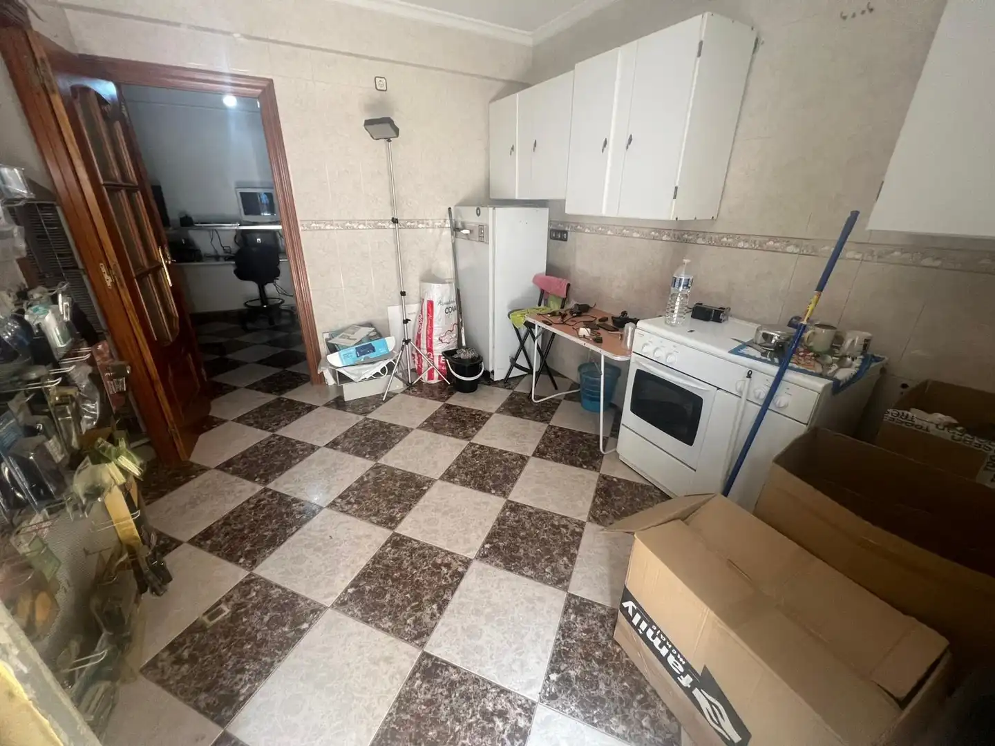 Kitchen of Flat for sale in Almadén  with Heating, Terrace and Furnished