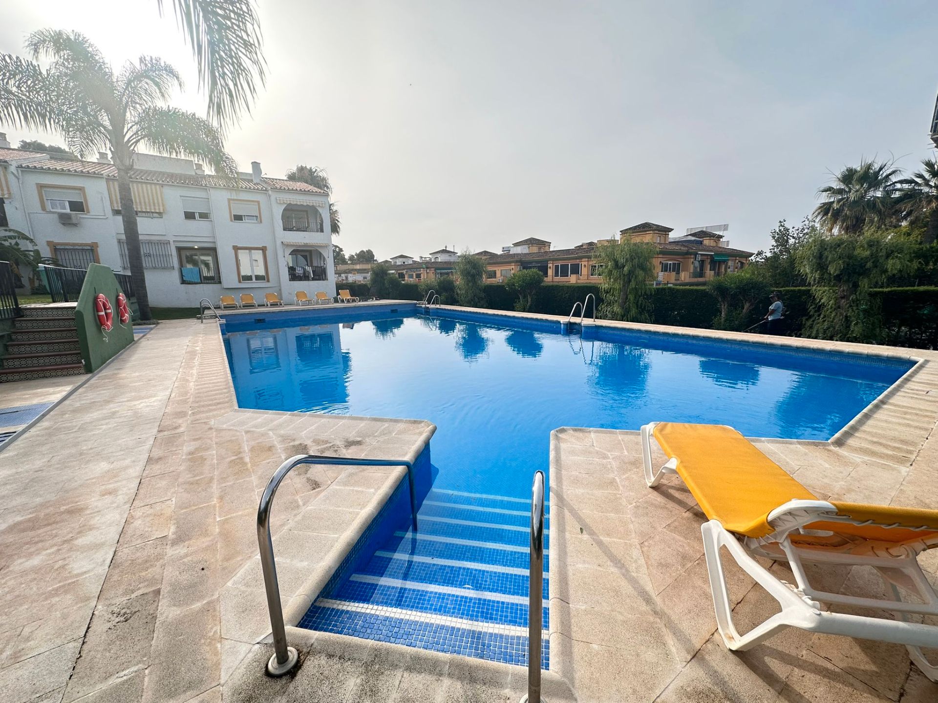 Piscina de Pis en venda en Estepona amb Terrassa, Forn i Rentadora