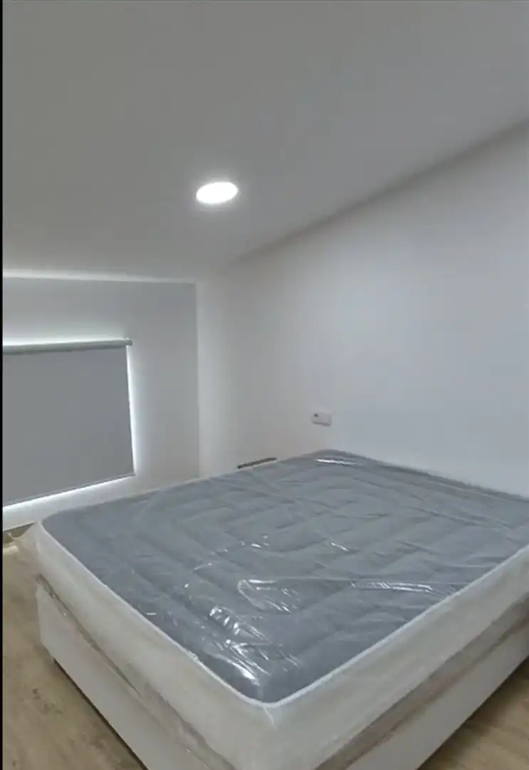 Habitación de Loft de alquiler en Elche / Elx con Aire acondicionado y Amueblado