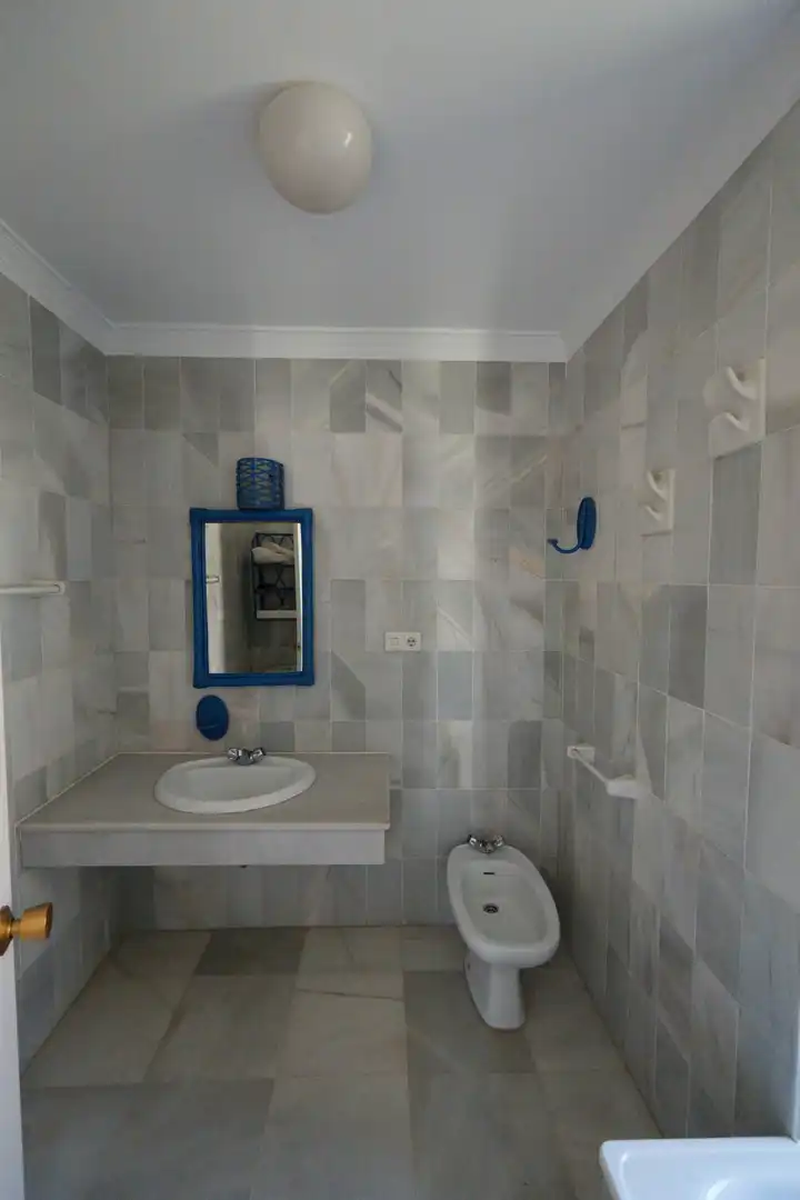 Baño de Casa o chalet en venta en Marbella con Jardín privado, Terraza y Amueblado