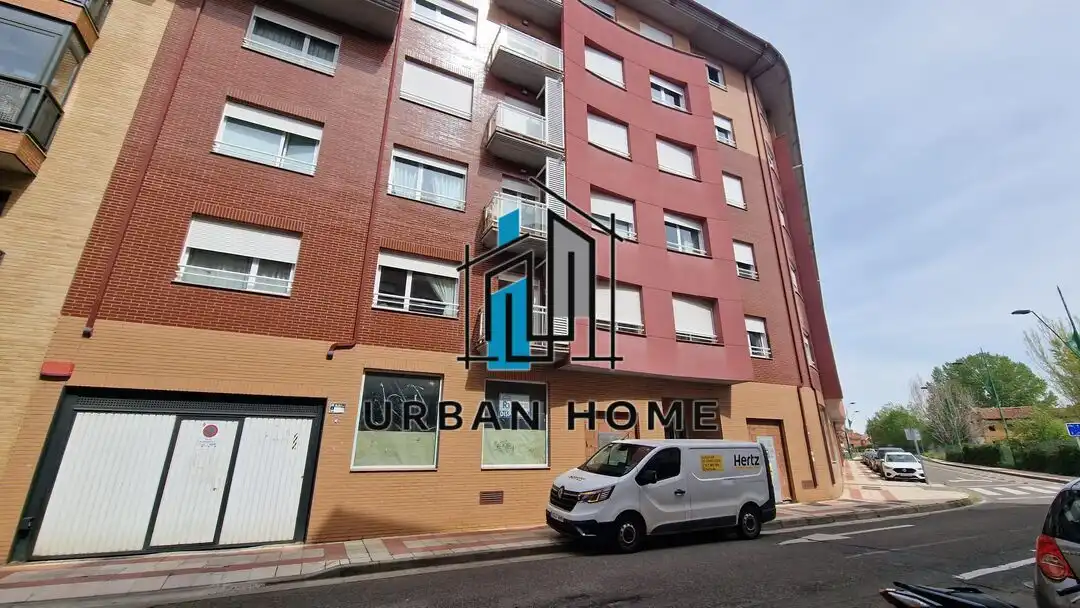 Flat for sale in Calle Espronceda, Trobajo del Camino