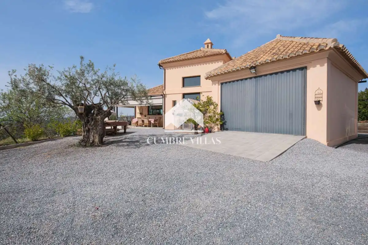 Casa rústica amb jardí en venda a Ítrabo, imagen 11