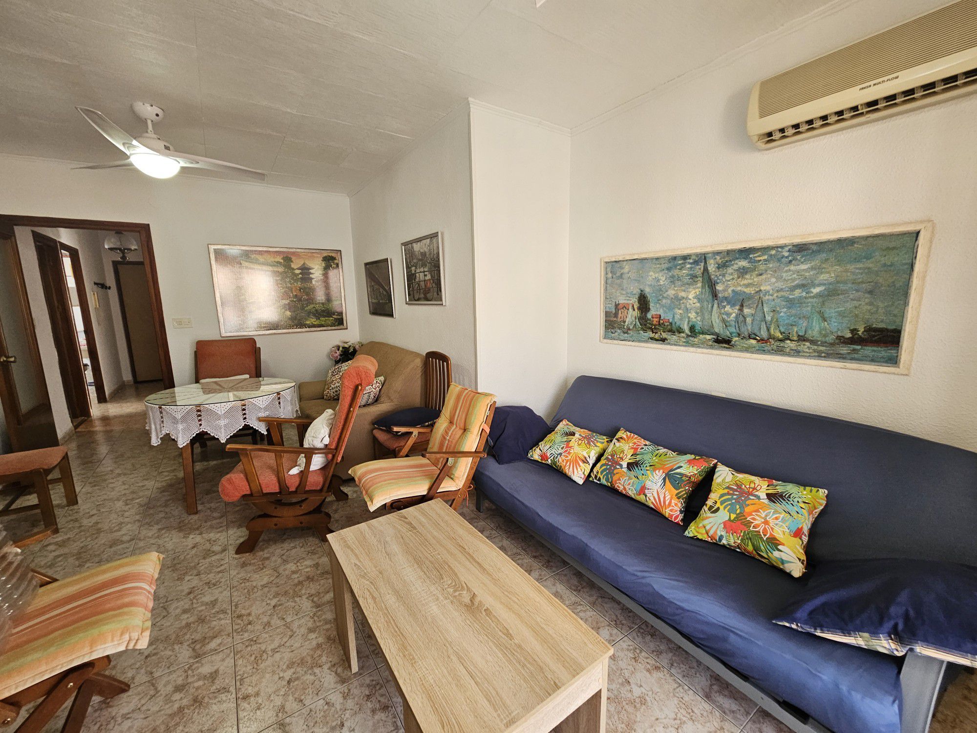 Sala d'estar de Pis de lloguer en Águilas amb Balcó