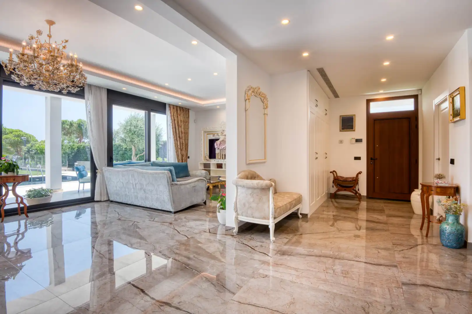 Chalet con piscina en venta en Carrer Cadí, imagen 13