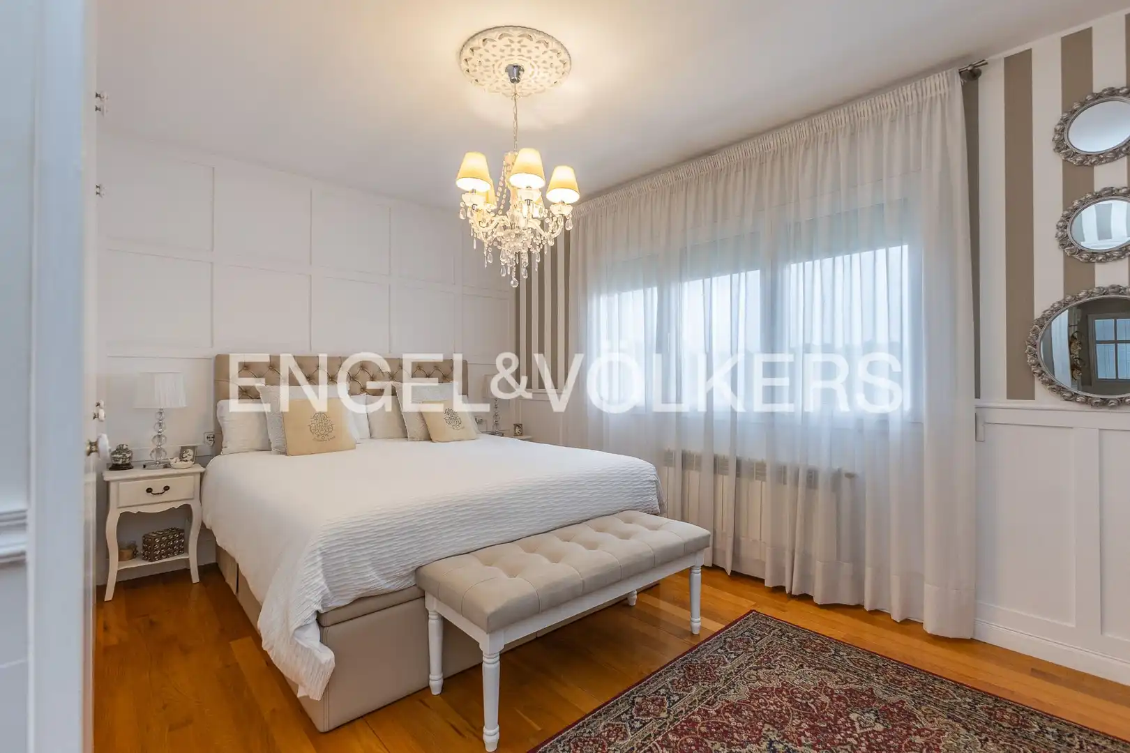 Habitación de Casa o chalet en venta en Castellar del Vallès con Aire acondicionado, Calefacción y Jardín privado