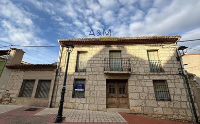 Exterior view of House or chalet for sale in Zaratán