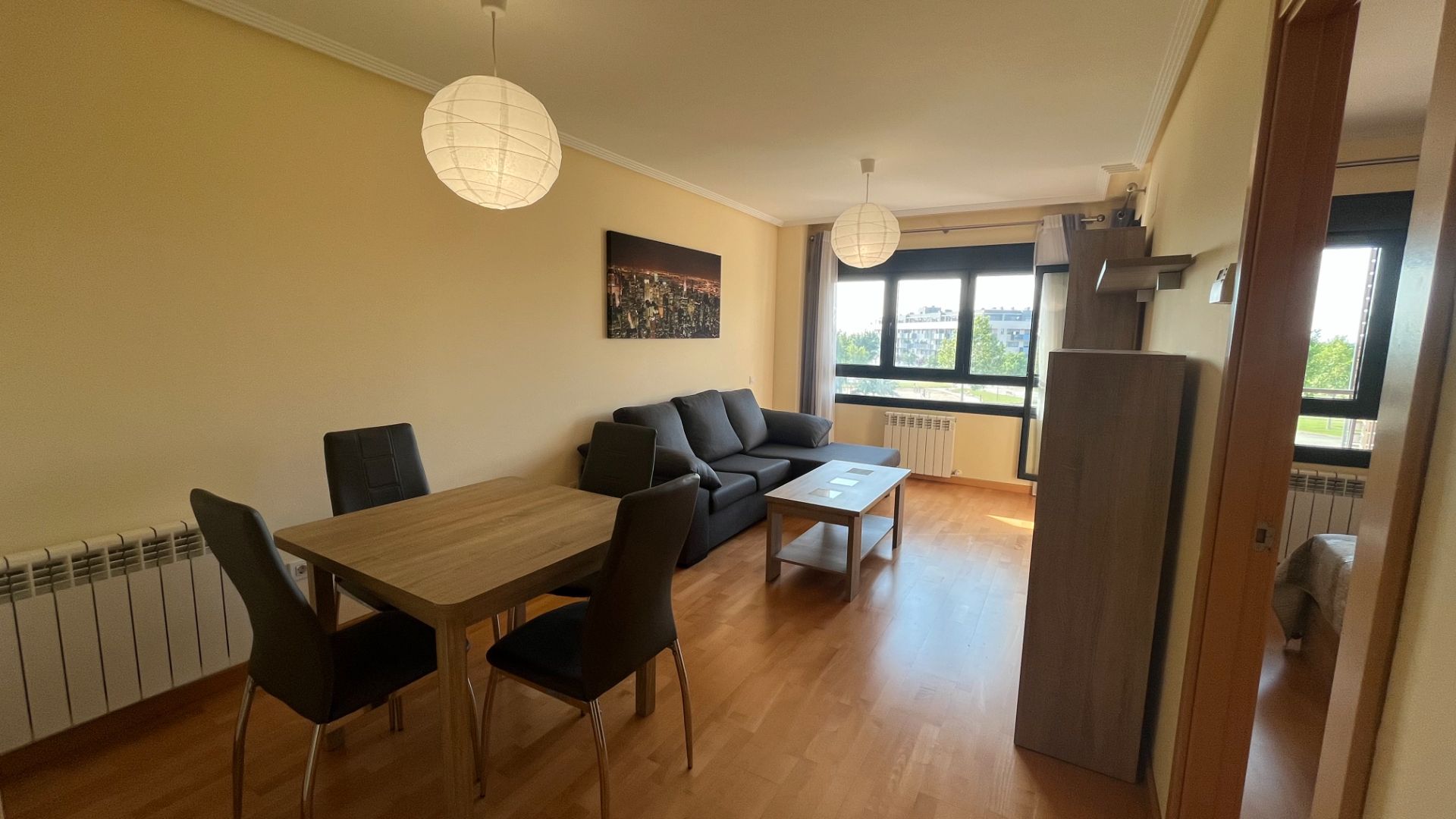 Living room of Flat for sale in Arroyo de la Encomienda  with Heating, Parquet flooring and Terrace